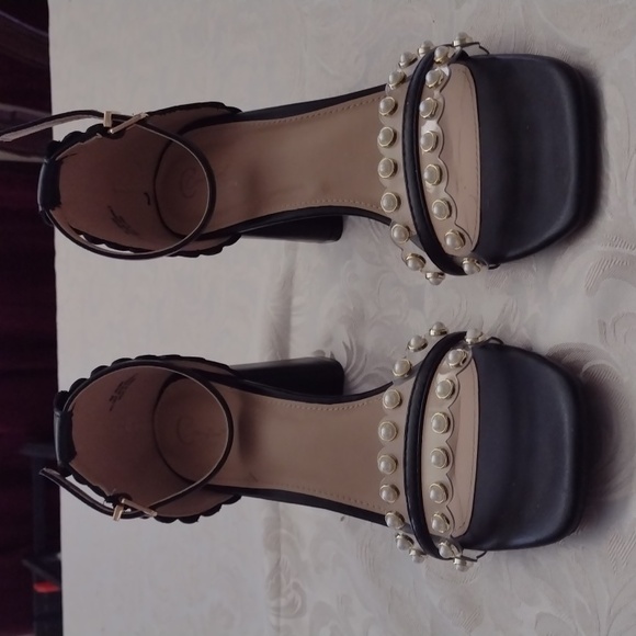 Cato Shoes - ☀️Cato Comfort Black Heels with Gold and Pearl Accents